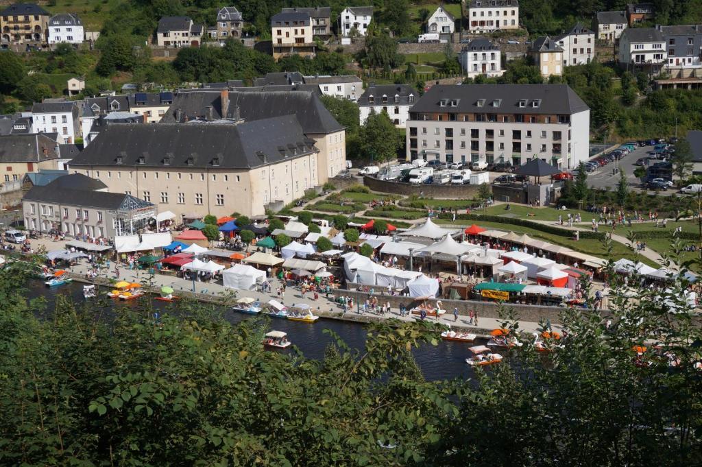 Gite La Gernelle Bouillon Exterior photo